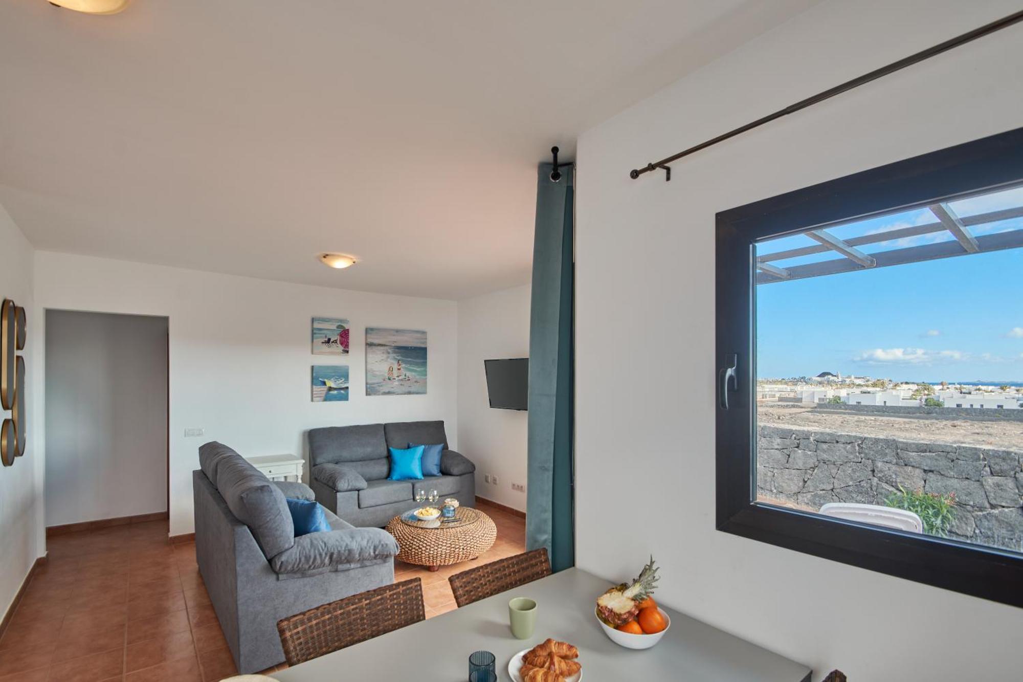 Maria De Timanfaya - Sea And Mountains Views, Pool, Wifi, 15 Minutes Walk To Marina Rubicon *