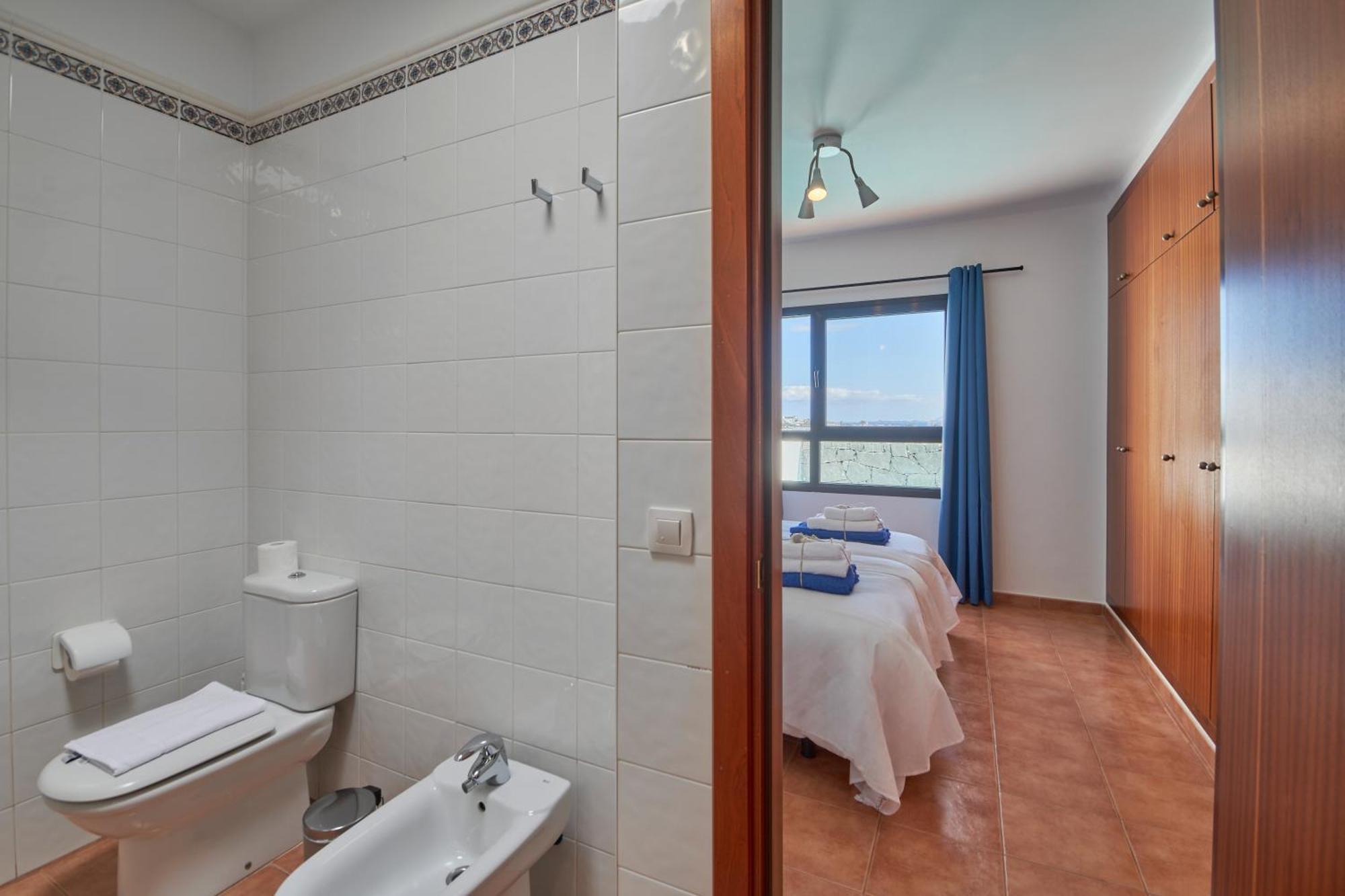 Maria De Timanfaya - Sea And Mountains Views, Pool, Wifi, 15 Minutes Walk To Marina Rubicon Ferienhaus