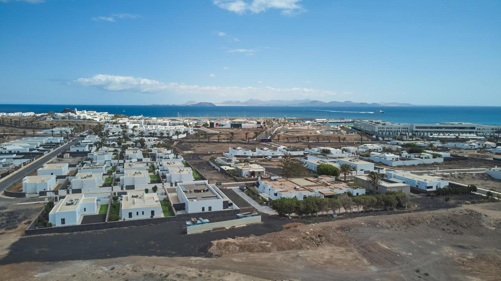 Maria De Timanfaya - Sea And Mountains Views, Pool, Wifi, 15 Minutes Walk To Marina Rubicon *