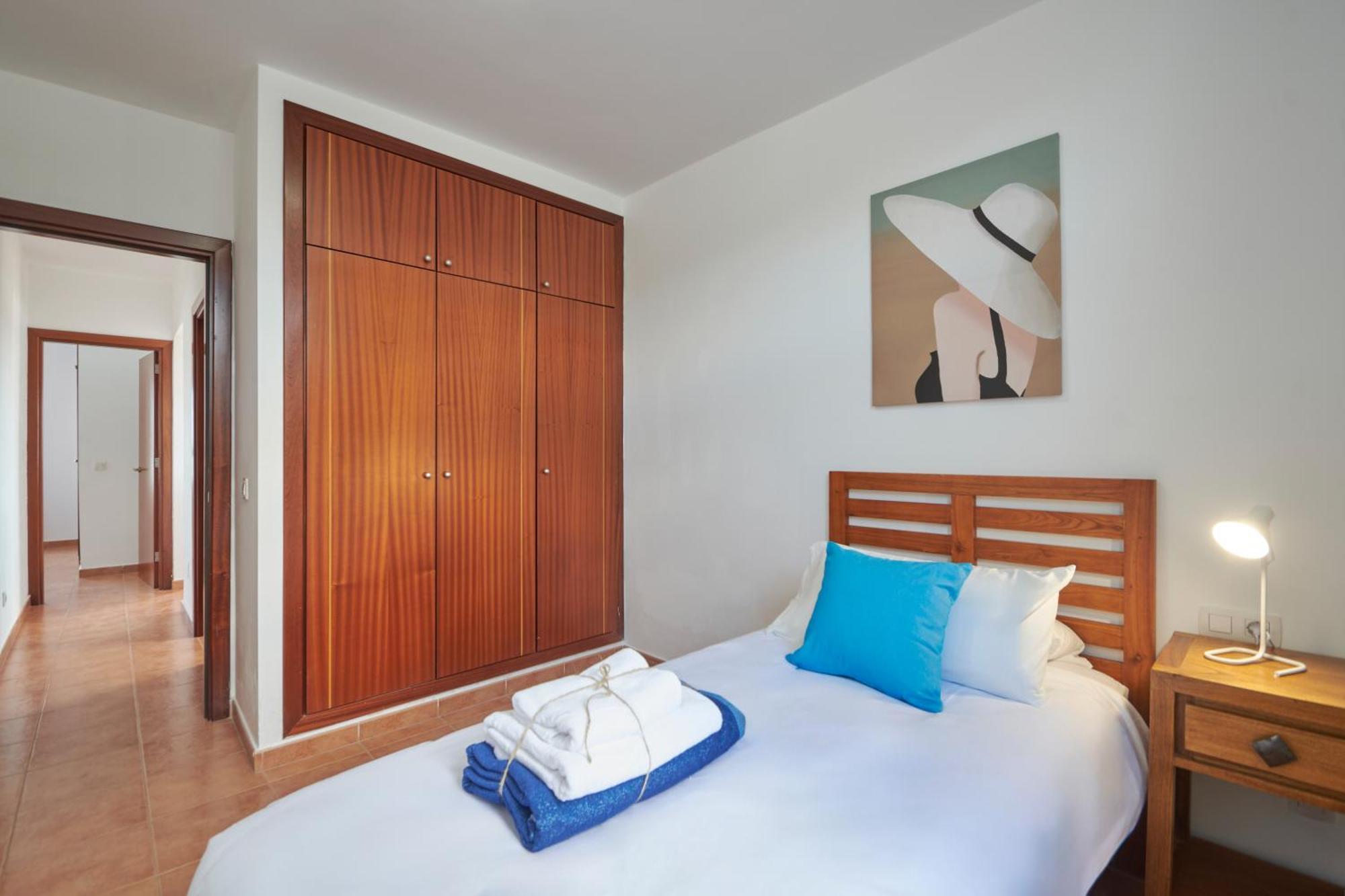 Ferienhaus Maria De Timanfaya - Sea And Mountains Views, Pool, Wifi, 15 Minutes Walk To Marina Rubicon