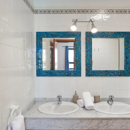 Bungalow Maria De Timanfaya - Sea And Mountains Views, Pool, Wifi, 15 Minutes Walk To Marina Rubicon Playa Blanca  Exterior foto